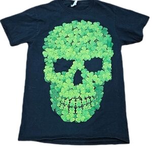 Lucky Brand Black Tee with Green Clover Skull Design